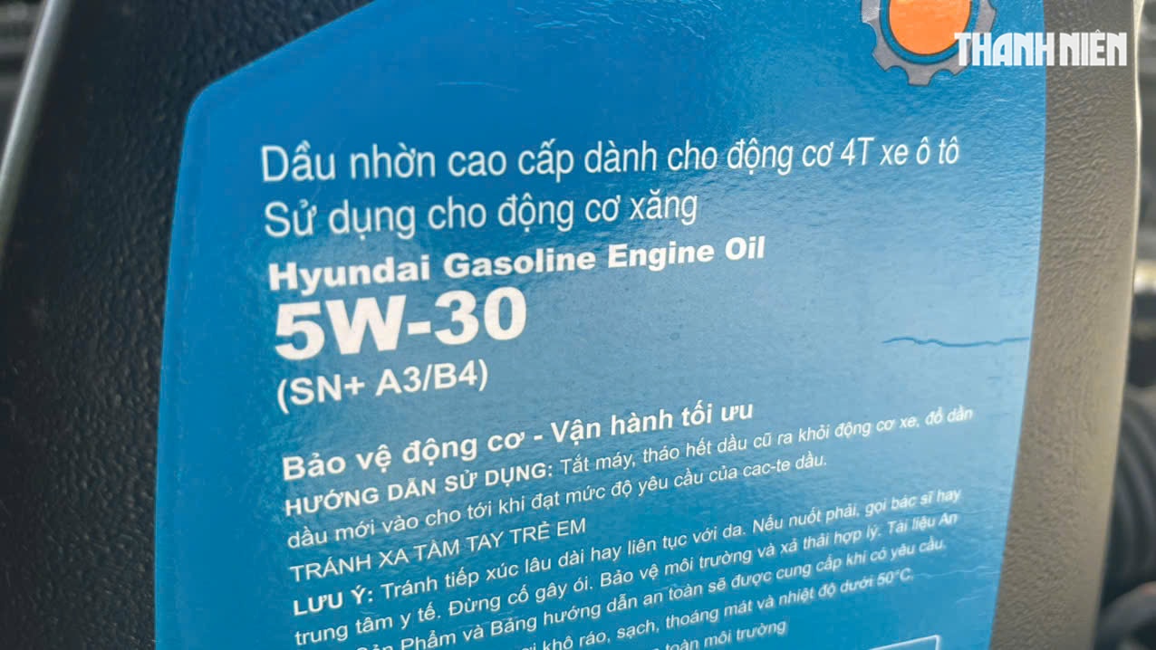 Khác biệt giữa dầu động cơ SAE 15W-40 và 5W-30, người dùng ô tô cần biết - Ảnh 2.