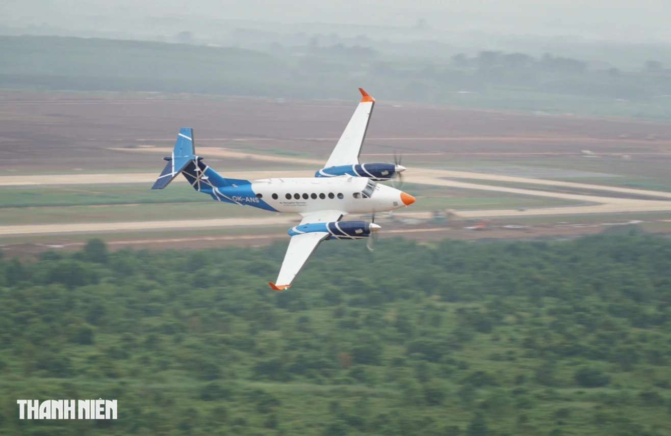 Máy bay đã đáp thành công xuống sân bay Long Thành- Ảnh 11. Máy bay đã đáp thành công xuống sân bay Long Thành- Ảnh 11.