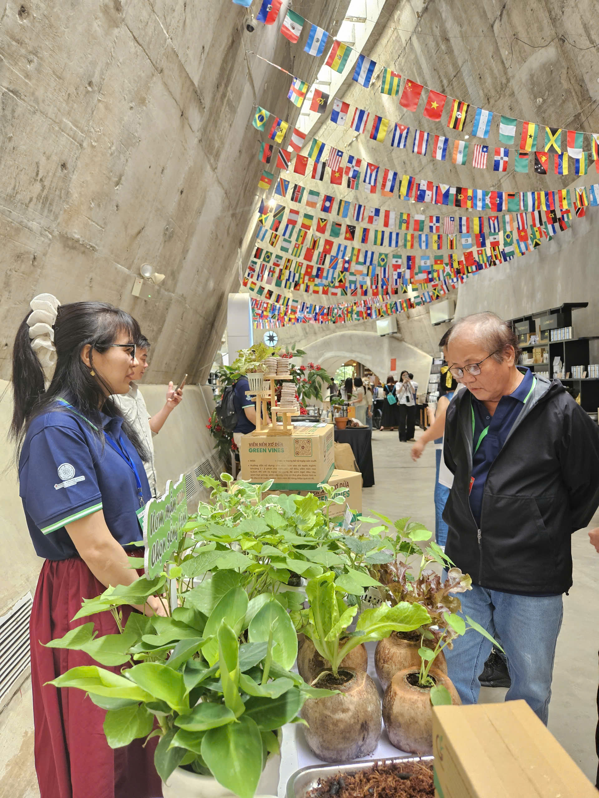 Cùng sống xanh số 138: Xóa rác nhựa trên vườn, - Ảnh 4.