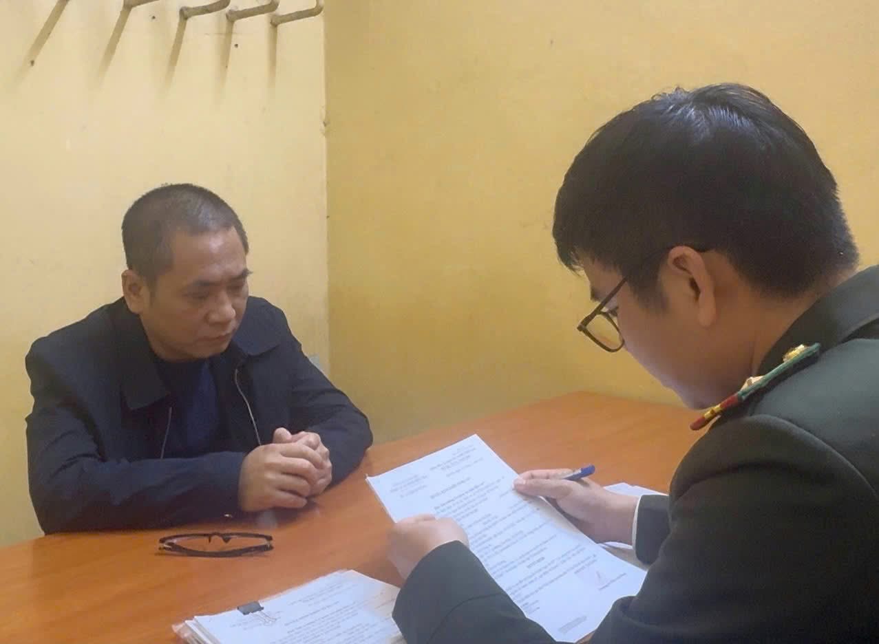 Khởi tố Hiệu trưởng Cao đẳng Du lịch Hà Nội ‘ăn chặn’ tiền A80 của sinh viên- Ảnh 2.