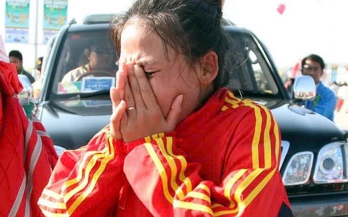 Thanh Ph&uacute;c bị thẻ đỏ sau 5 km, dừng bước ở 10 km: Vẫn xứng danh 'nữ ho&agrave;ng đi bộ' Việt Nam- Ảnh 2.