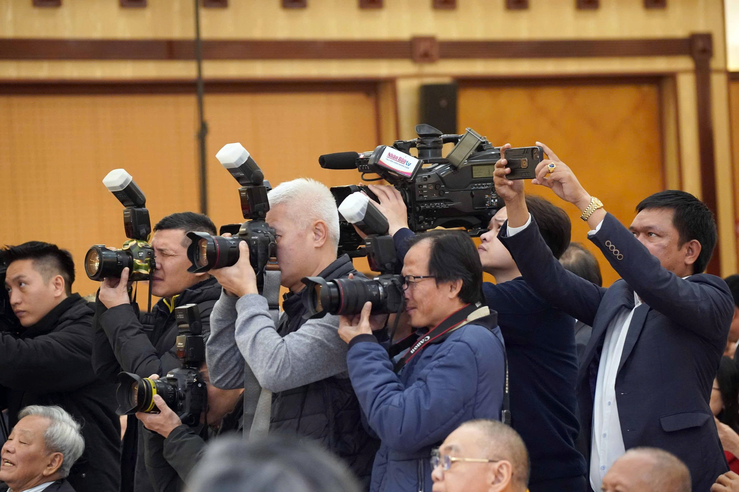 Quy định mới về hoạt động tạp chí, văn phòng đại diện báo chí tại địa phương- Ảnh 1. Quy định mới về hoạt động tạp chí, văn phòng đại diện báo chí tại địa phương- Ảnh 1.