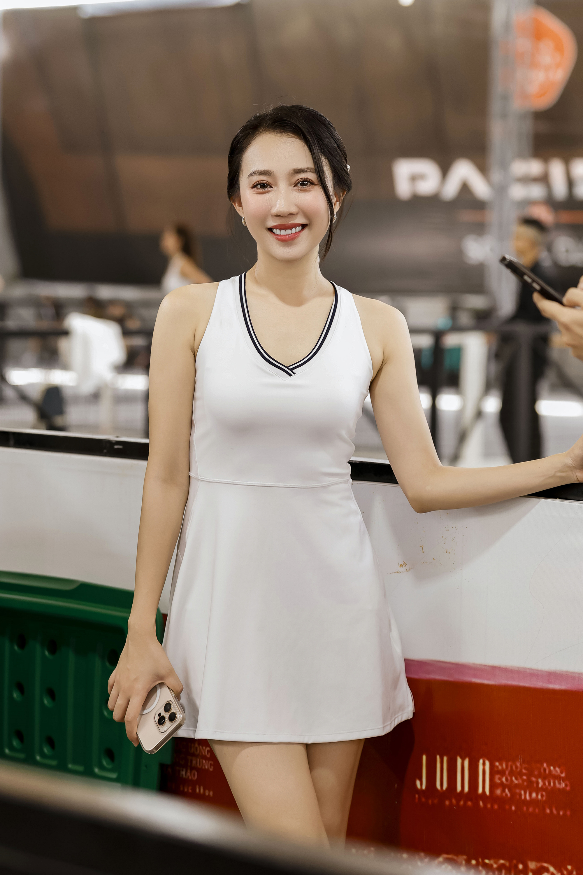 Diễn viên Huỳnh Hồng Loan nói lý do sống kín tiếng - Ảnh 1.