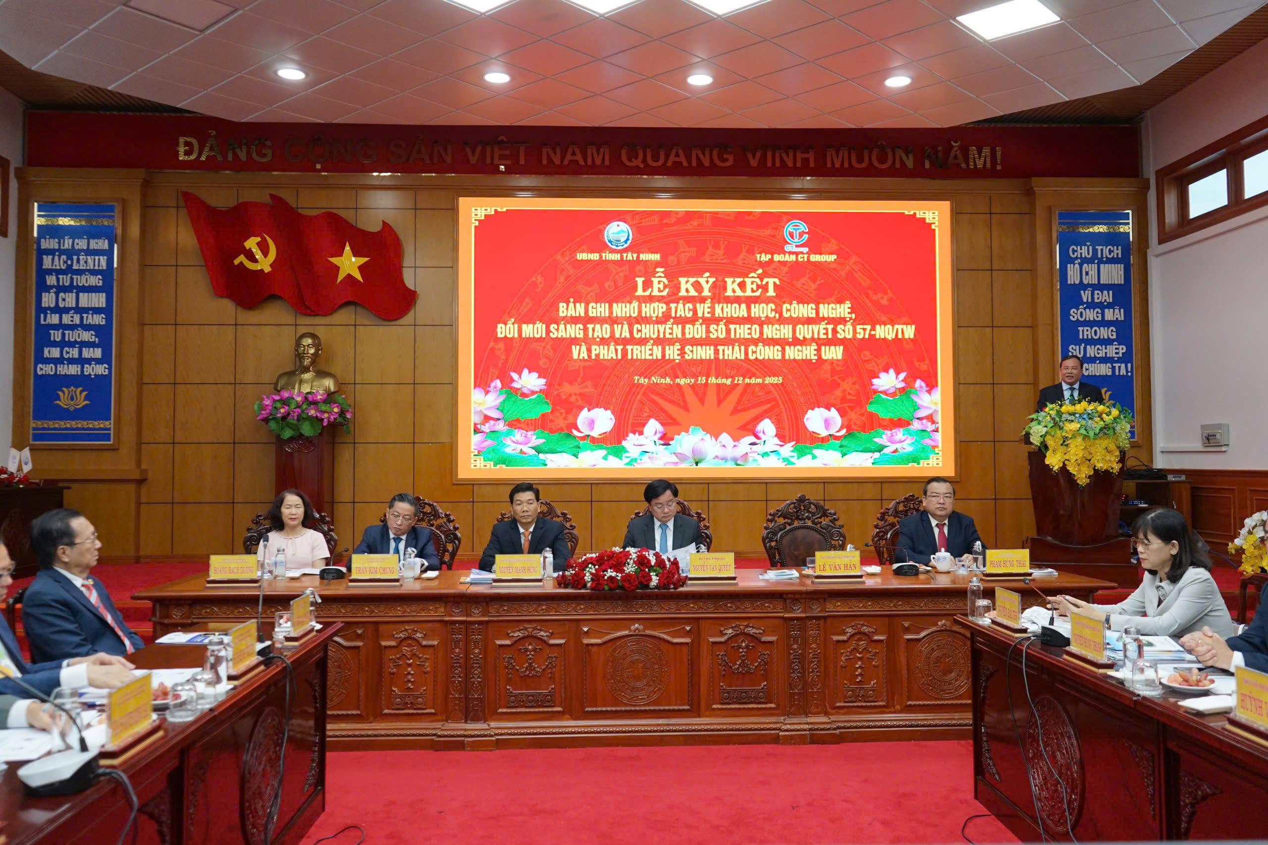 Tây Ninh và CT Group hợp tác nghiên cứu phát triển UAV- Ảnh 1.