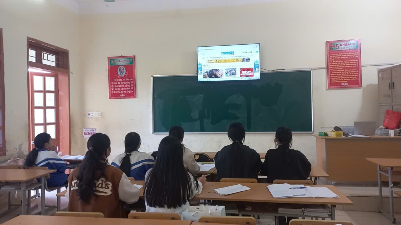 Báo Thanh Niên, dấu nắng của cô trò tôi - Ảnh 1. Thanh Niên và tôi: Báo Thanh Niên, dấu nắng của cô trò tôi - Ảnh 1.