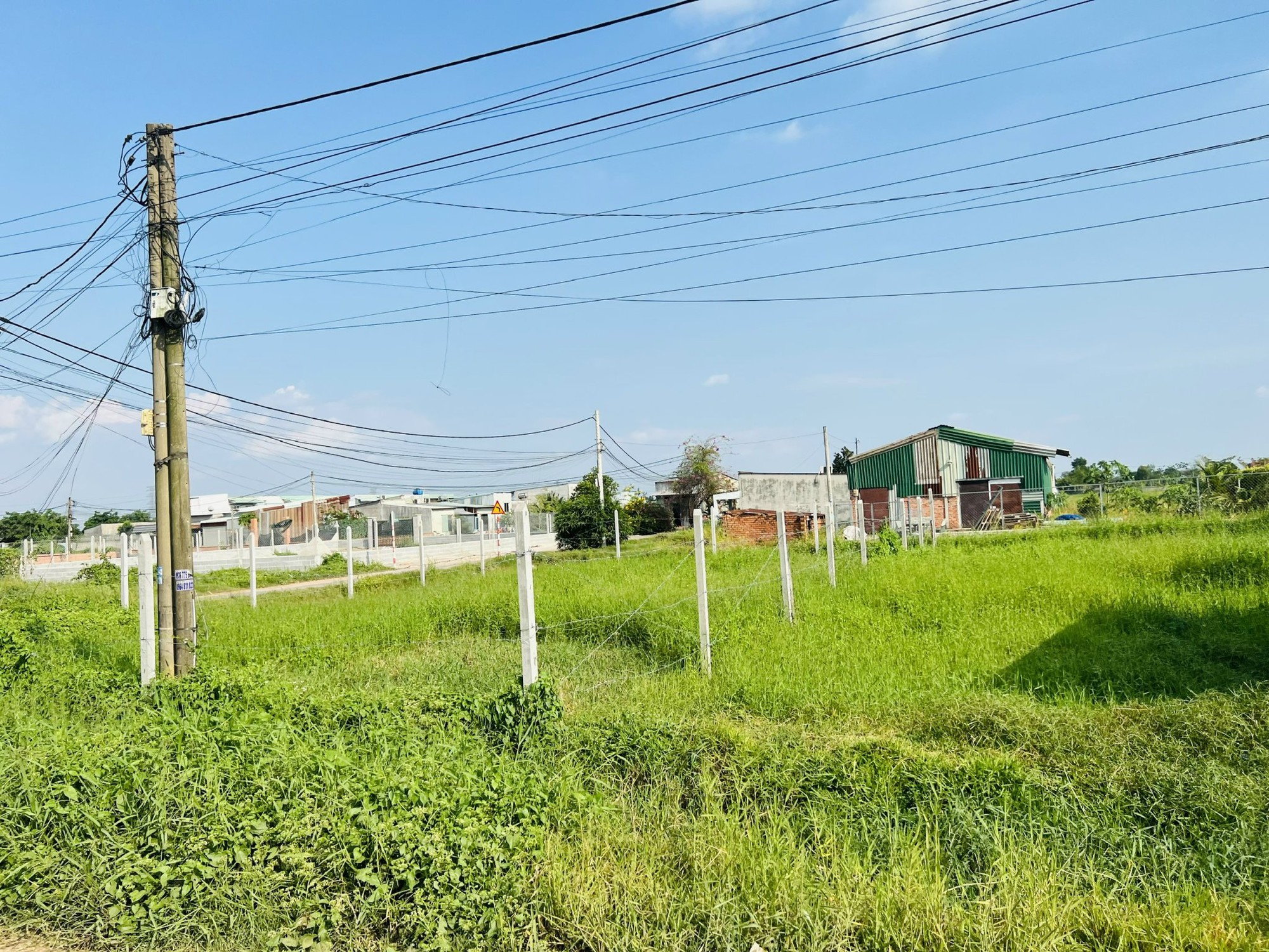 Điều kiện tách thửa và hợp thửa đất dễ dàng hơn cho người dân - Ảnh 1.