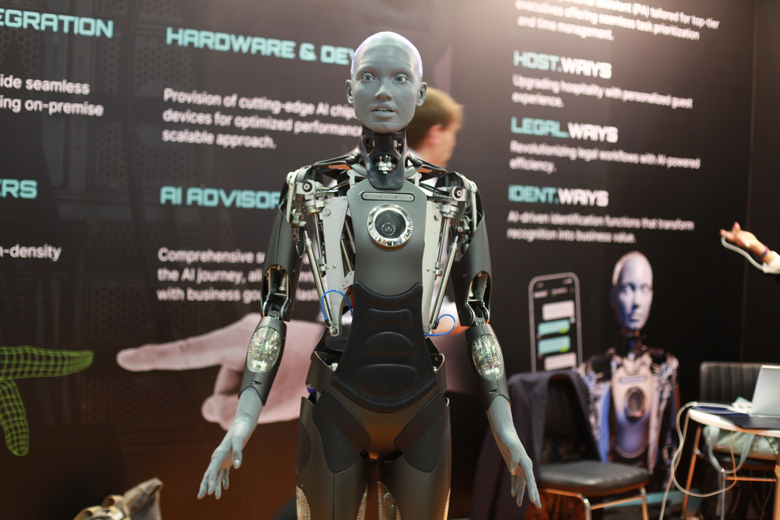 Vì sao Nhật Bản tụt hậu trong cuộc đua robot hình người? - Ảnh 2.