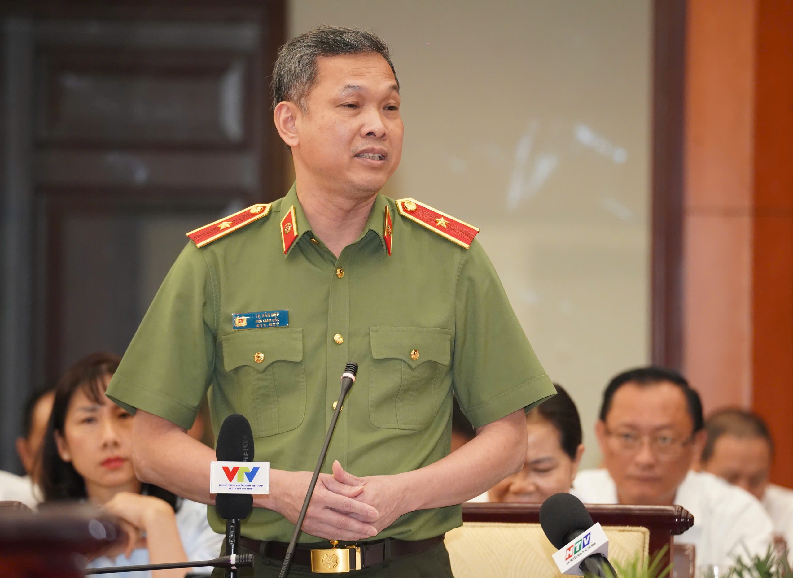 Công an TP.HCM nêu giải pháp để phường, xã, đặc khu 'sạch bóng' ma túy- Ảnh 1. Công an TP.HCM nêu giải pháp để phường, xã, đặc khu 'sạch bóng' ma túy- Ảnh 1.