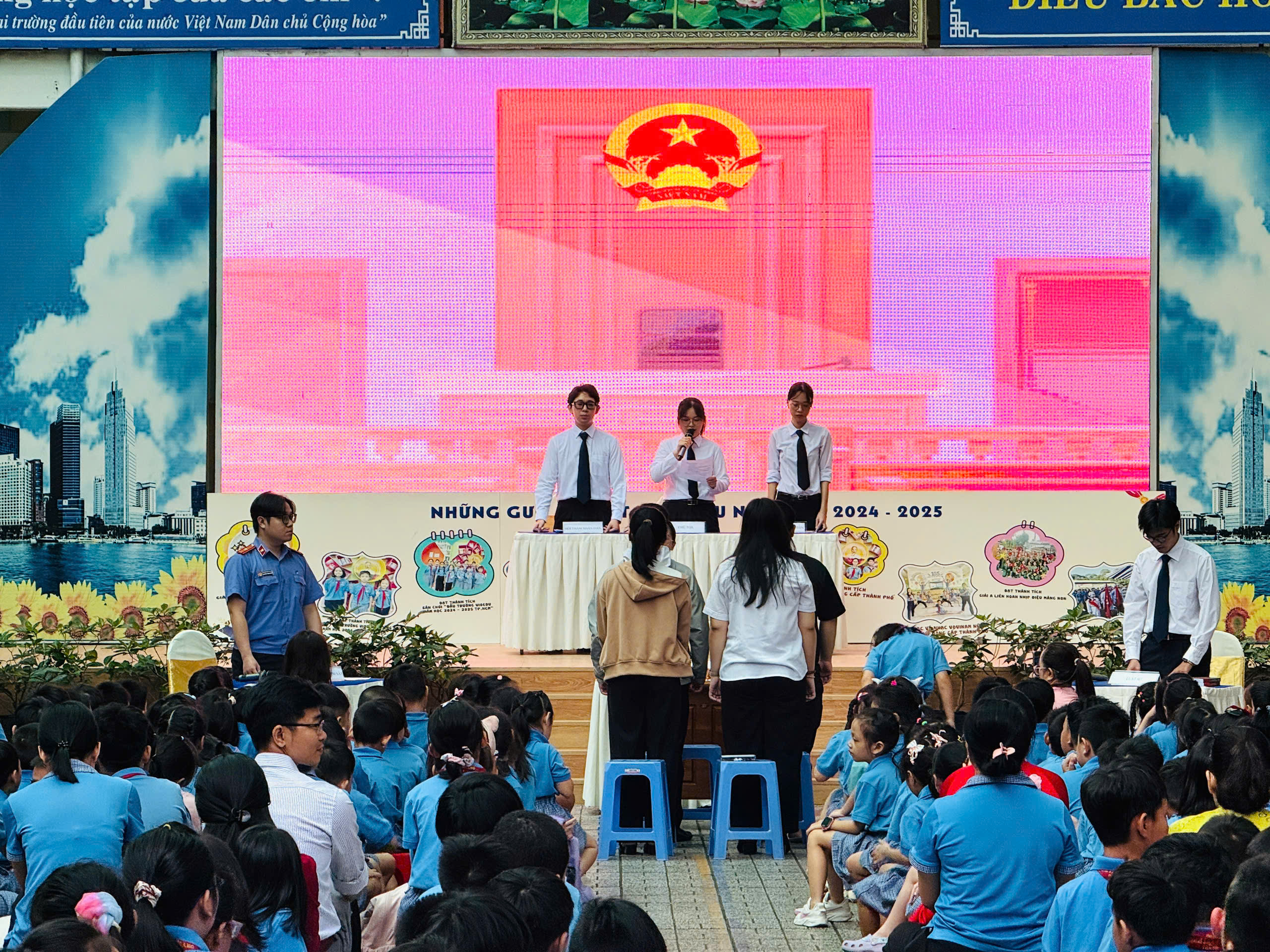 Học sinh trộm cắp tài sản, không thể xem nhẹ - Ảnh 1.