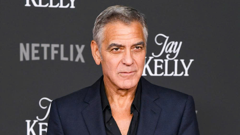 George Clooney tuyên bố ngừng đóng cảnh hôn trên màn ảnh - Ảnh 1.