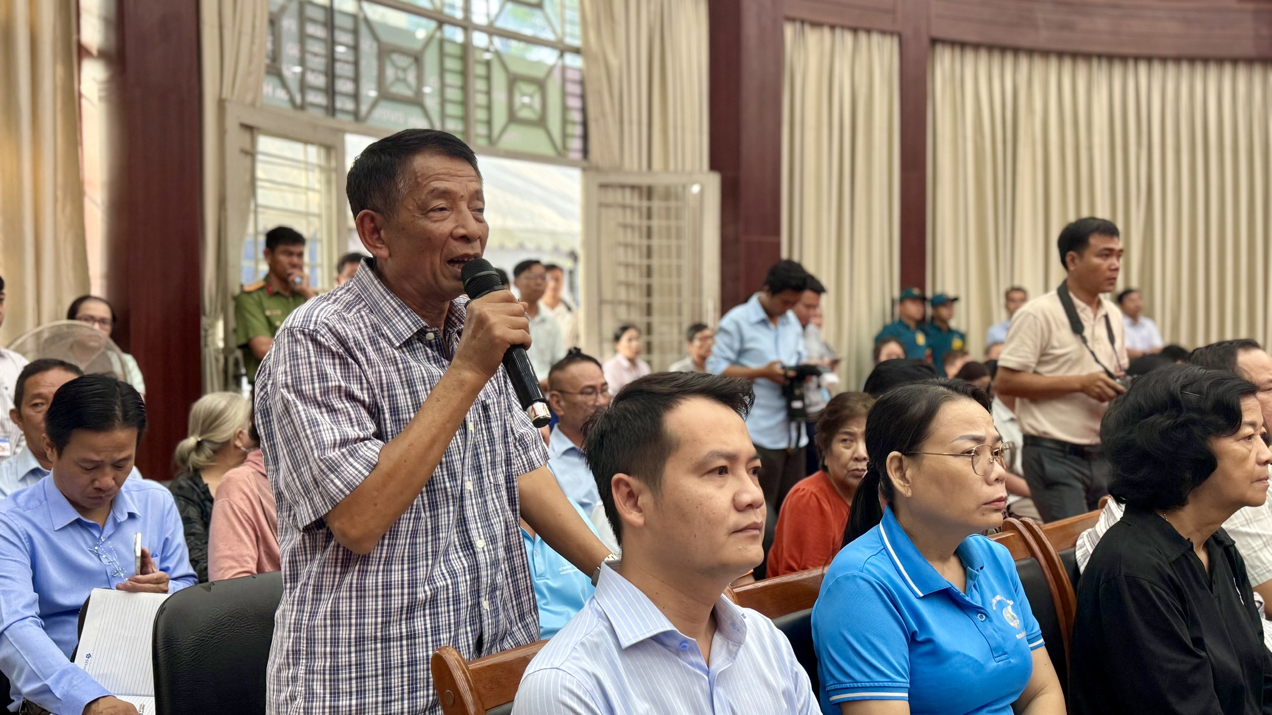 Bí thư Trần Lưu Quang: Không cần nói cố gắng mà cần cam kết hoàn thành- Ảnh 2. Bí thư Trần Lưu Quang: Không cần nói cố gắng mà cần cam kết hoàn thành- Ảnh 2.