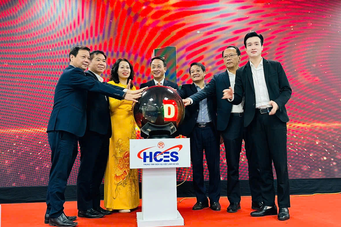 Hàng nghìn chỉ tiêu tuyển dụng ngành công nghệ thông tin cuối năm - Ảnh 1.