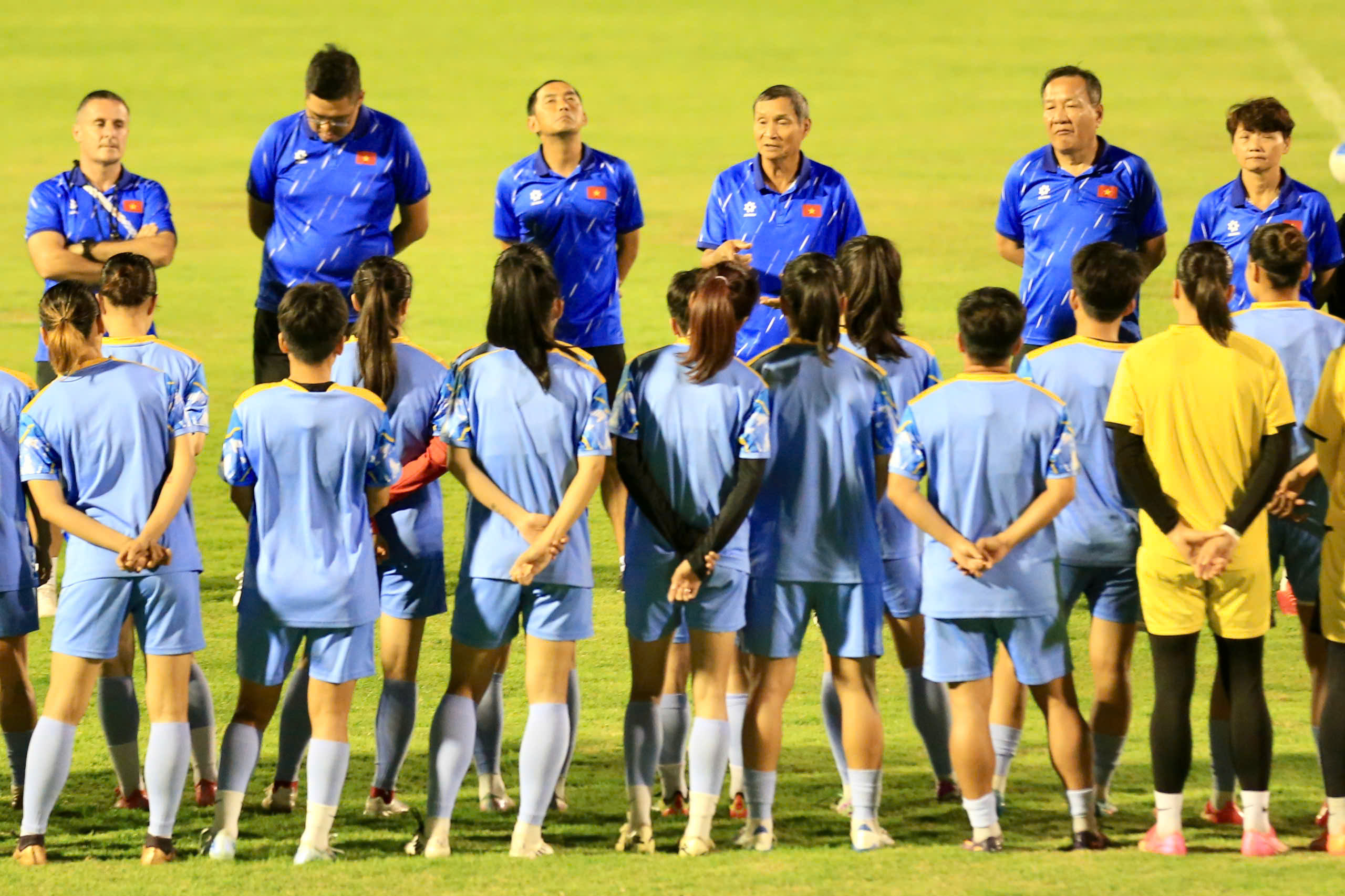 Các 'hot girl' Việt Nam rạng rỡ trước cơ hội lần thứ 9 đăng quang SEA Games: Phải thắng Philippines!- Ảnh 10. Các 'hot girl' Việt Nam rạng rỡ trước cơ hội lần thứ 9 đăng quang SEA Games: Phải thắng Philippines!- Ảnh 10.