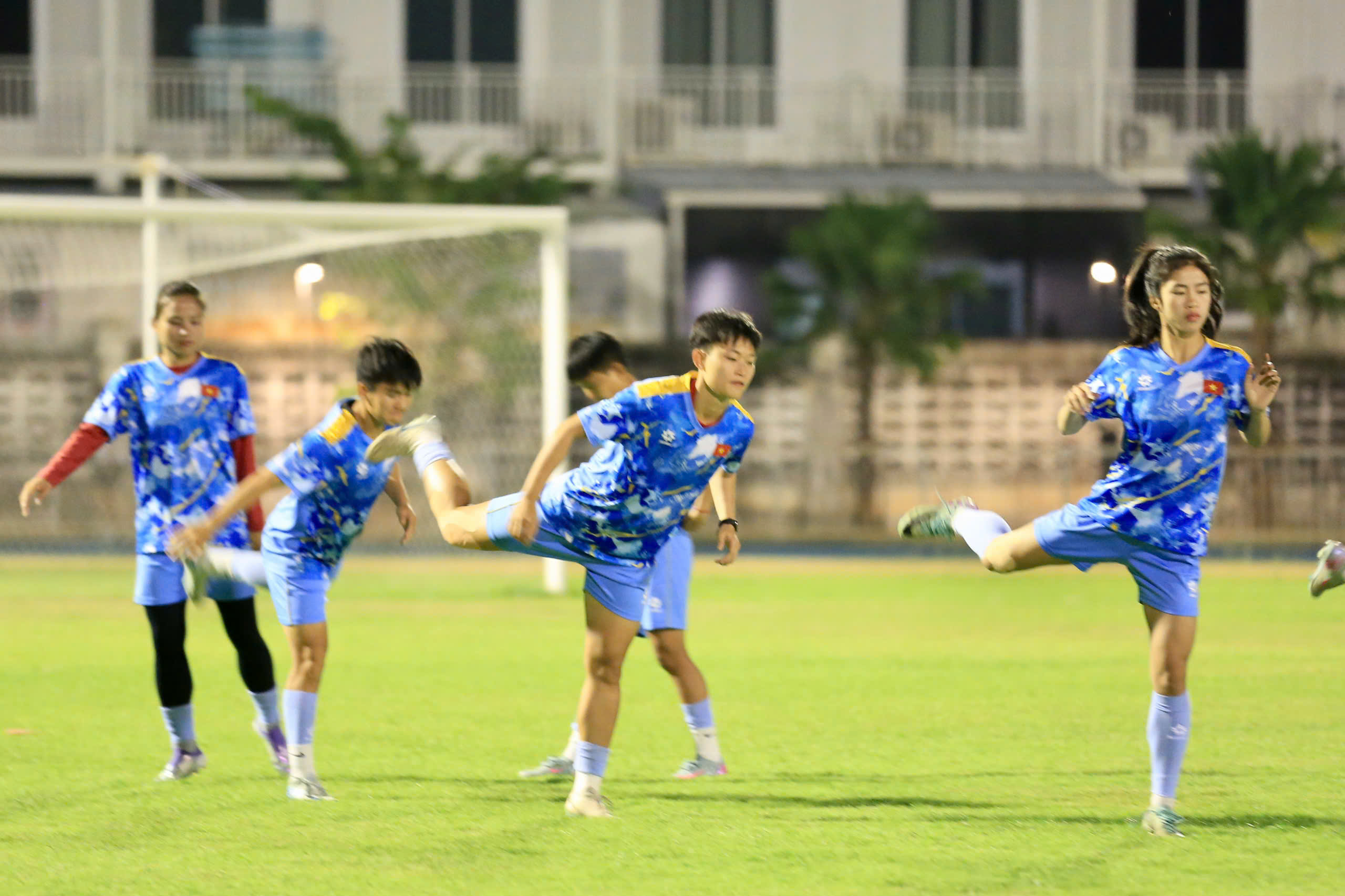 Các 'hot girl' Việt Nam rạng rỡ trước cơ hội lần thứ 9 đăng quang SEA Games: Phải thắng Philippines!- Ảnh 4. Các 'hot girl' Việt Nam rạng rỡ trước cơ hội lần thứ 9 đăng quang SEA Games: Phải thắng Philippines!- Ảnh 4.