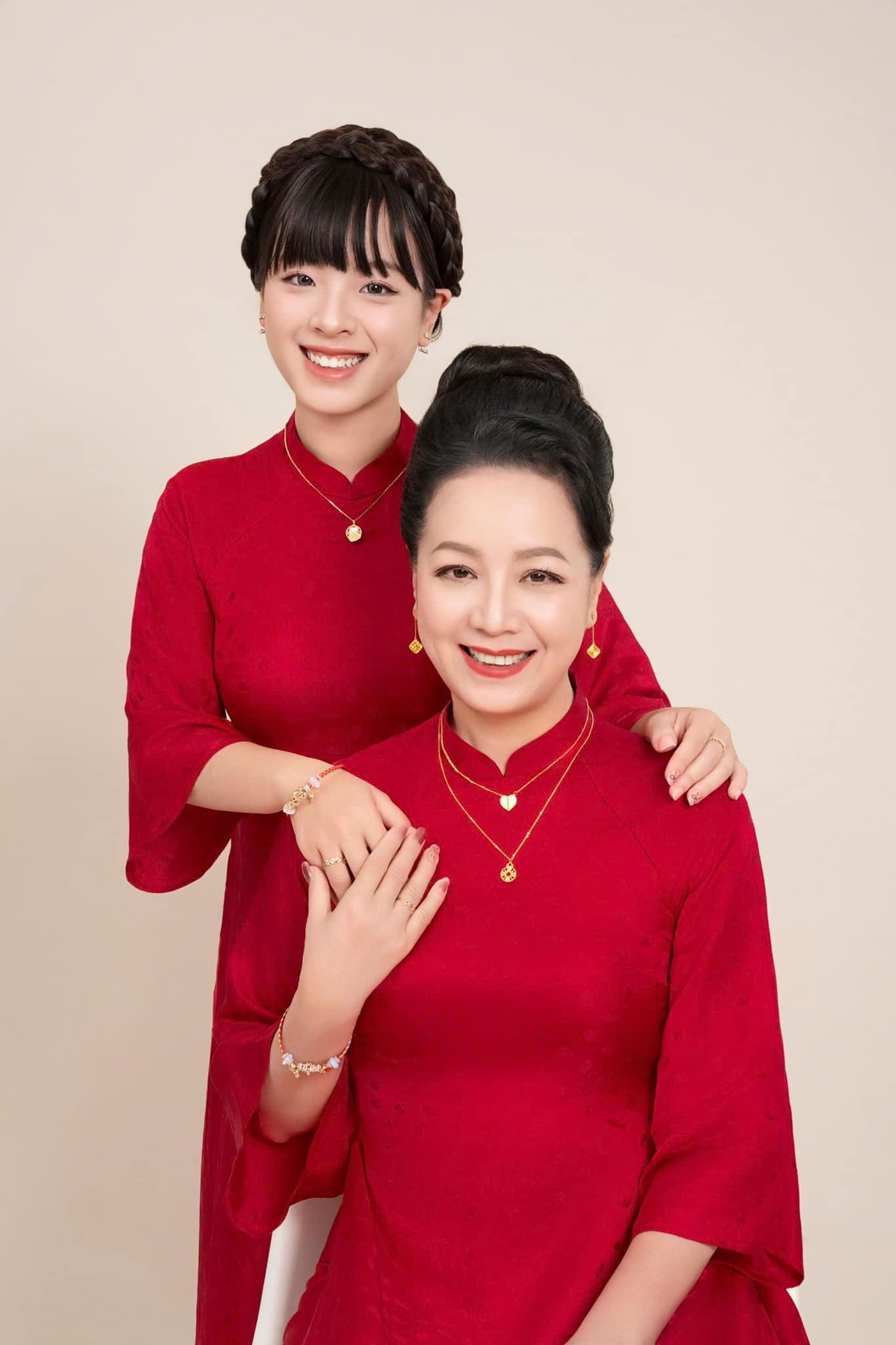 Sắc vóc tuổi 21 của con gái NSƯT Chiều Xuân - Ảnh 7.