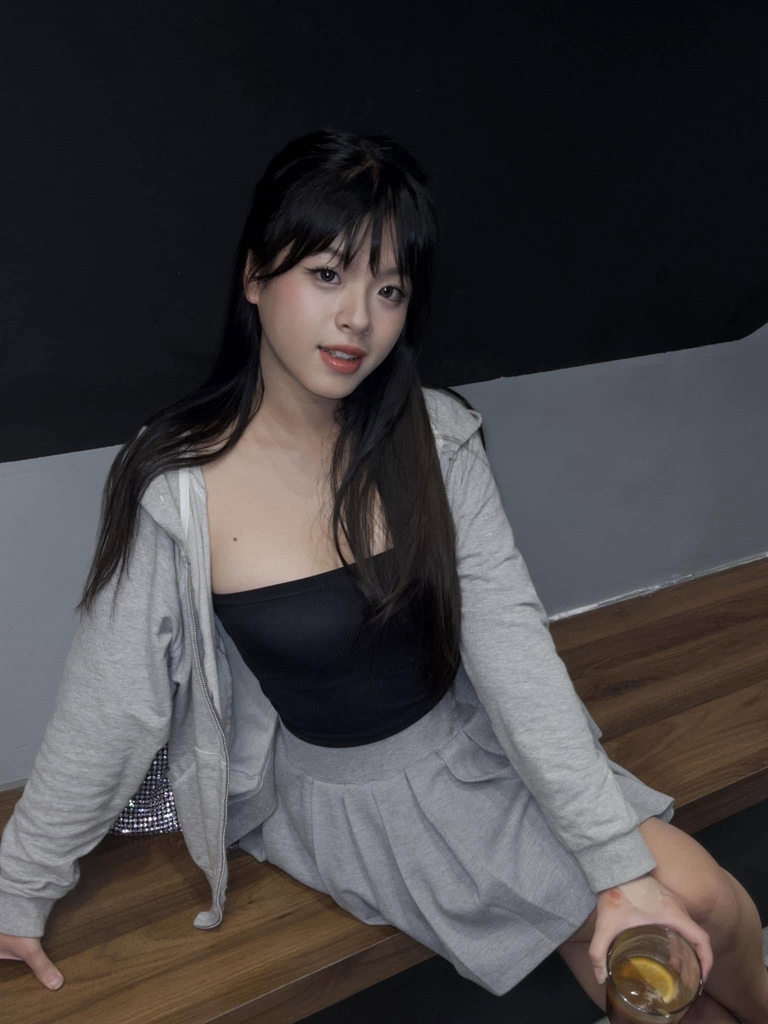 Sắc vóc tuổi 21 của con gái NSƯT Chiều Xuân - Ảnh 11.