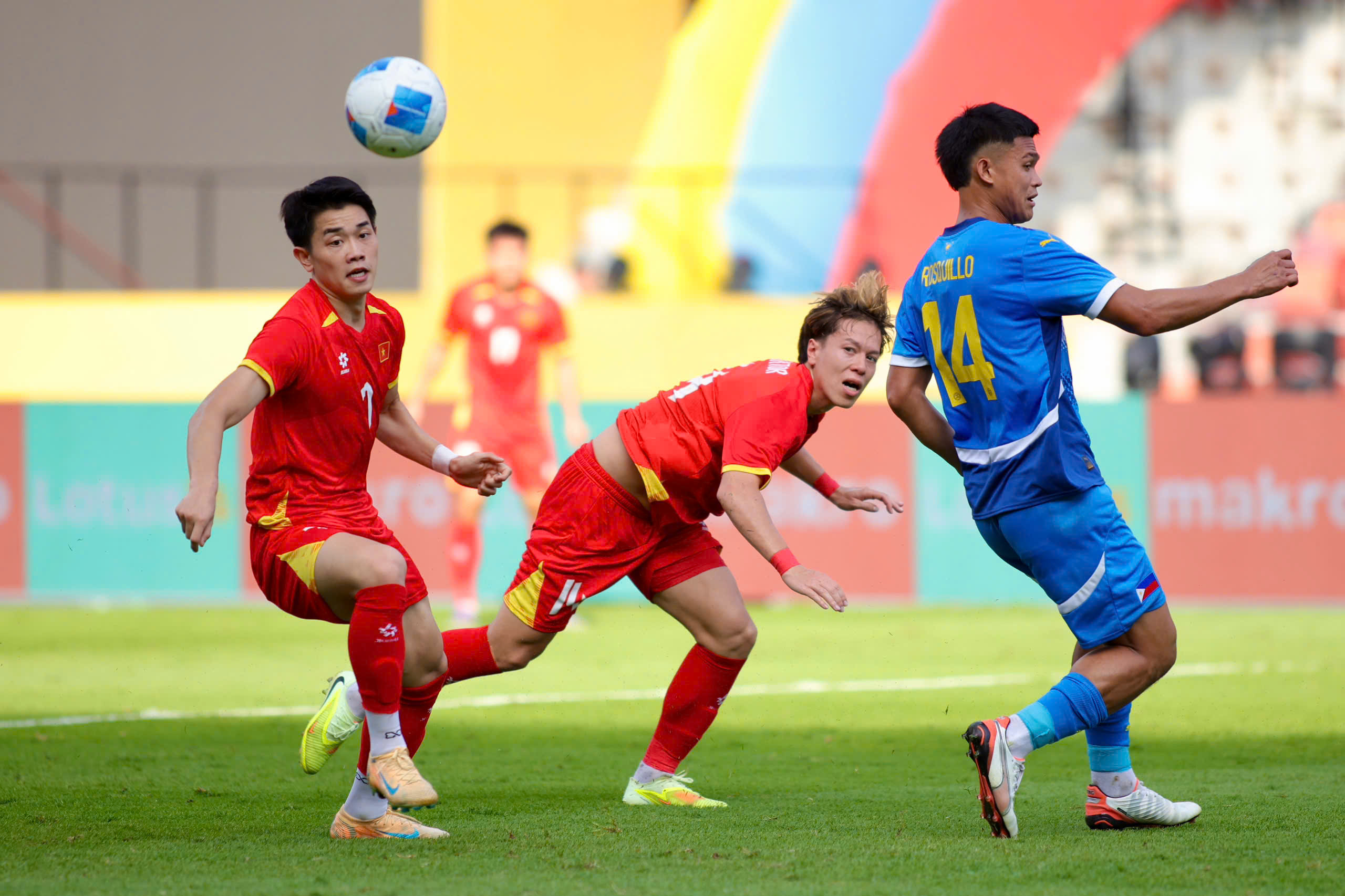 CĐV Thái Lan ‘săn sạch vé’, quyết tạo áp lực cho U.23 Việt Nam ở chung kết- Ảnh 2.