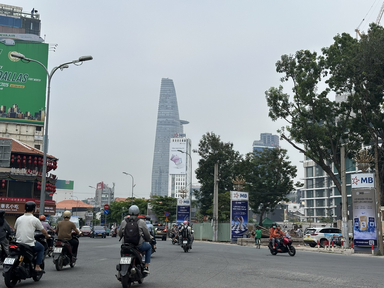 TP.HCM tăng cường giám sát, giải quyết ô nhiễm không khí - Ảnh 1.