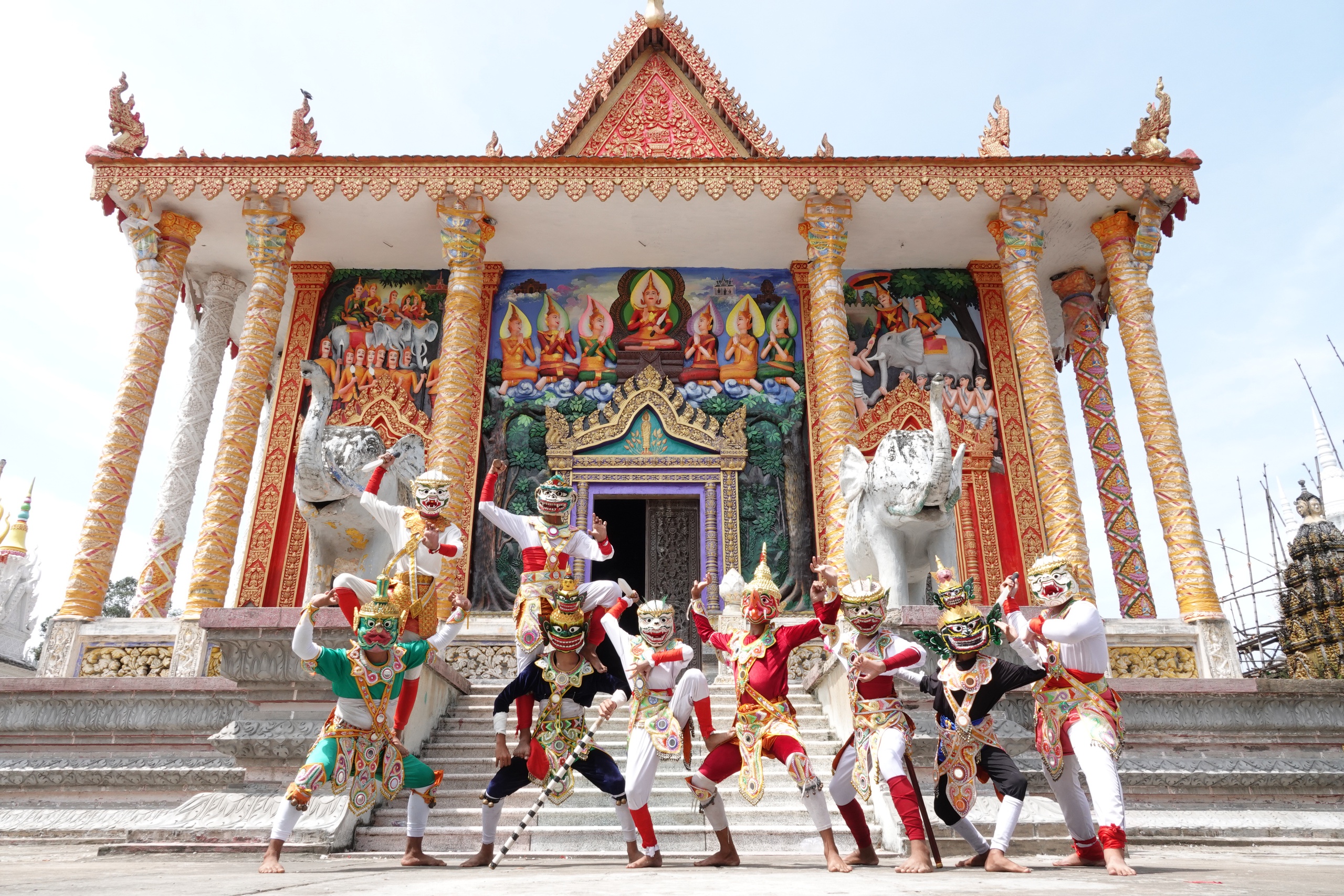 Cặp me cổ thụ h&agrave;ng trăm năm tuổi - b&aacute;u vật của ng&ocirc;i ch&ugrave;a Khmer miền T&acirc;y- Ảnh 1.