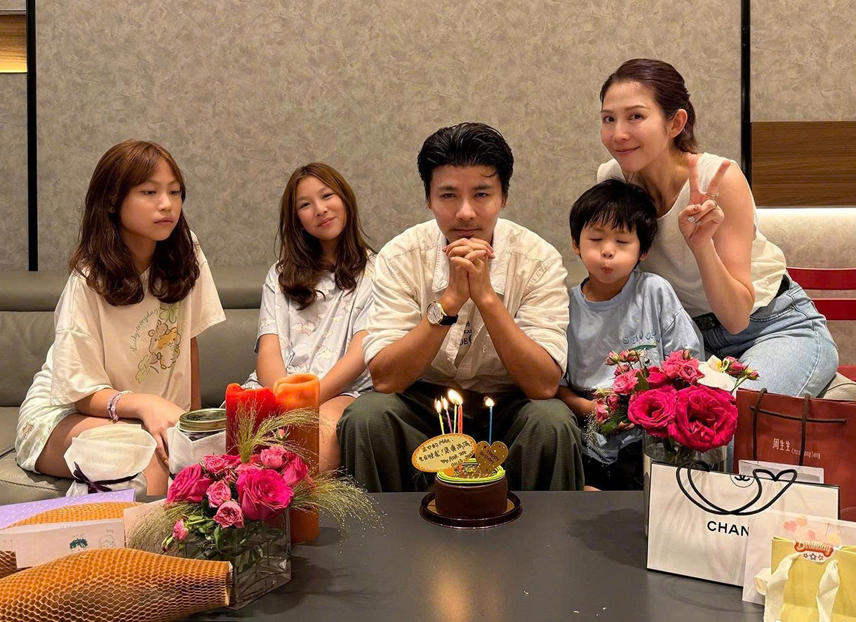 Giàu 'nứt đố đổ vách', Thái Thiếu Phân vẫn chỉ thích sắm đồ giảm giá - Ảnh 5.