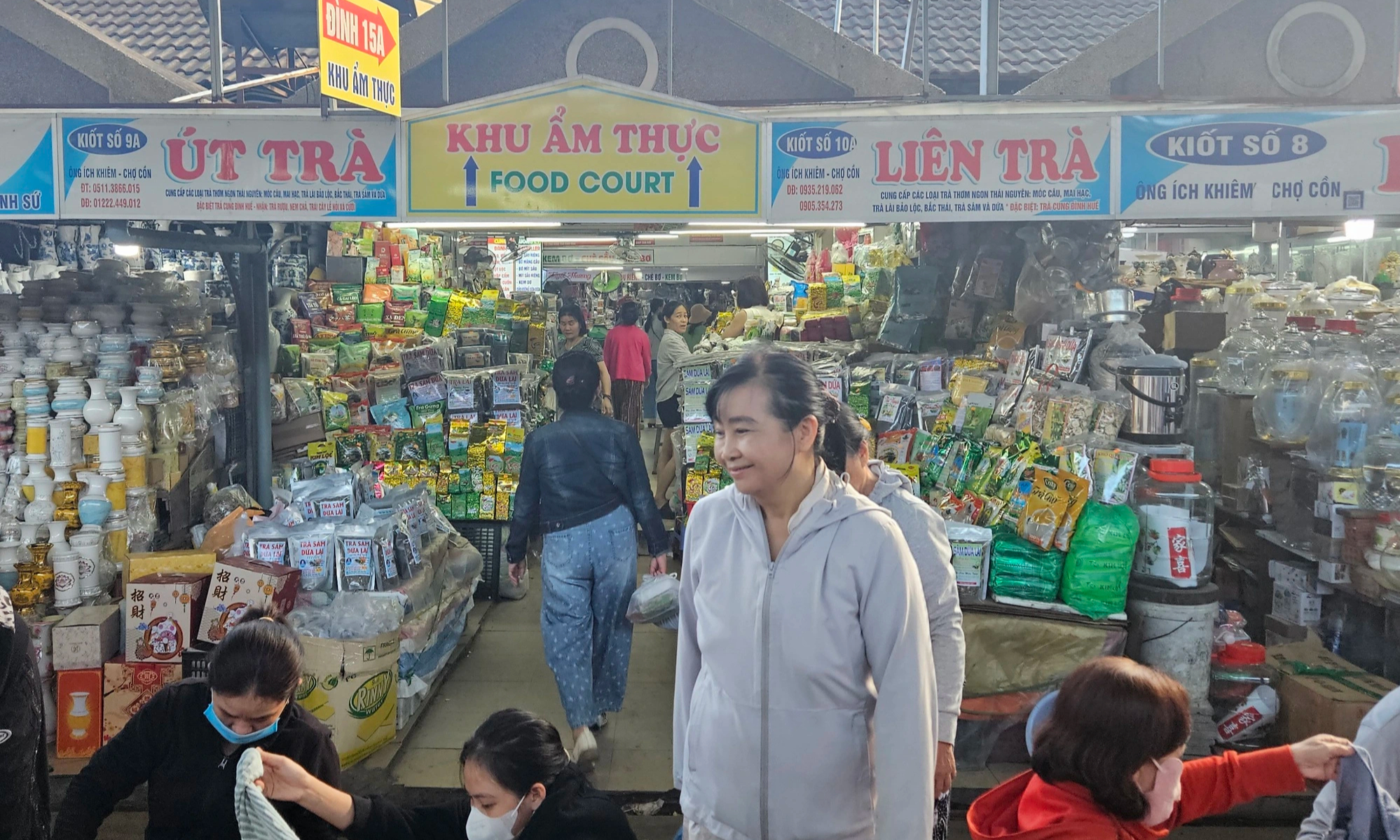 Thú vui 'ăn hàng' trong chợ ở Đà Nẵng - Ảnh 11.