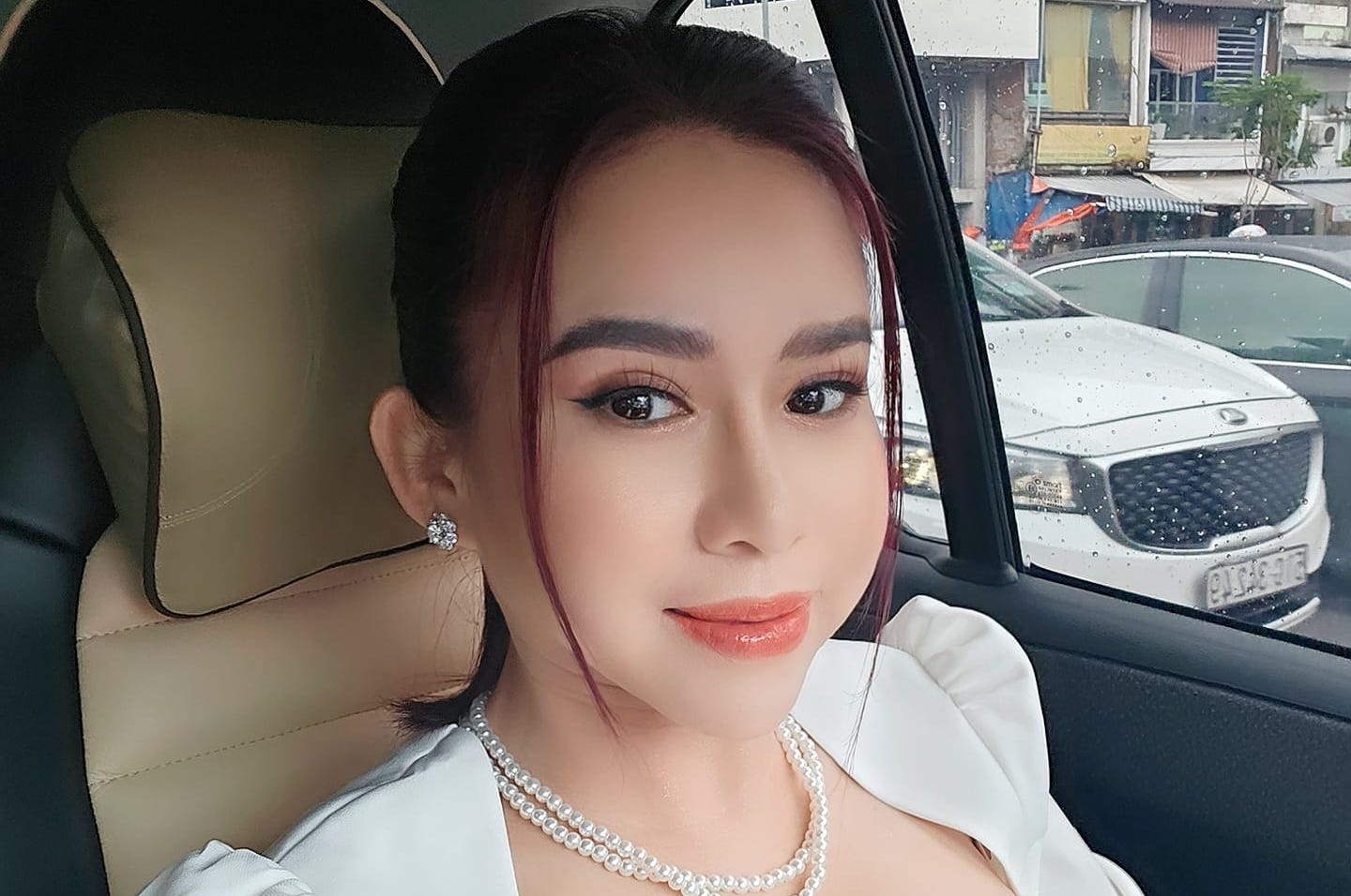 Bình Tinh lần đầu lên tiếng về ồn ào tình cảm - Ảnh 1.