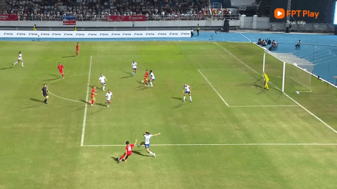 HLV Mai Đức Chung: 'Công tác trọng tài của SEA Games rất kém'- Ảnh 2. HLV Mai Đức Chung: 'Công tác trọng tài của SEA Games rất kém'- Ảnh 2.