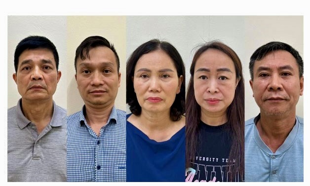 C&ograve;n hơn 150 người hối lộ tổng 24,5 tỉ cho chuy&ecirc;n vi&ecirc;n Cục An to&agrave;n thực phẩm- Ảnh 1.