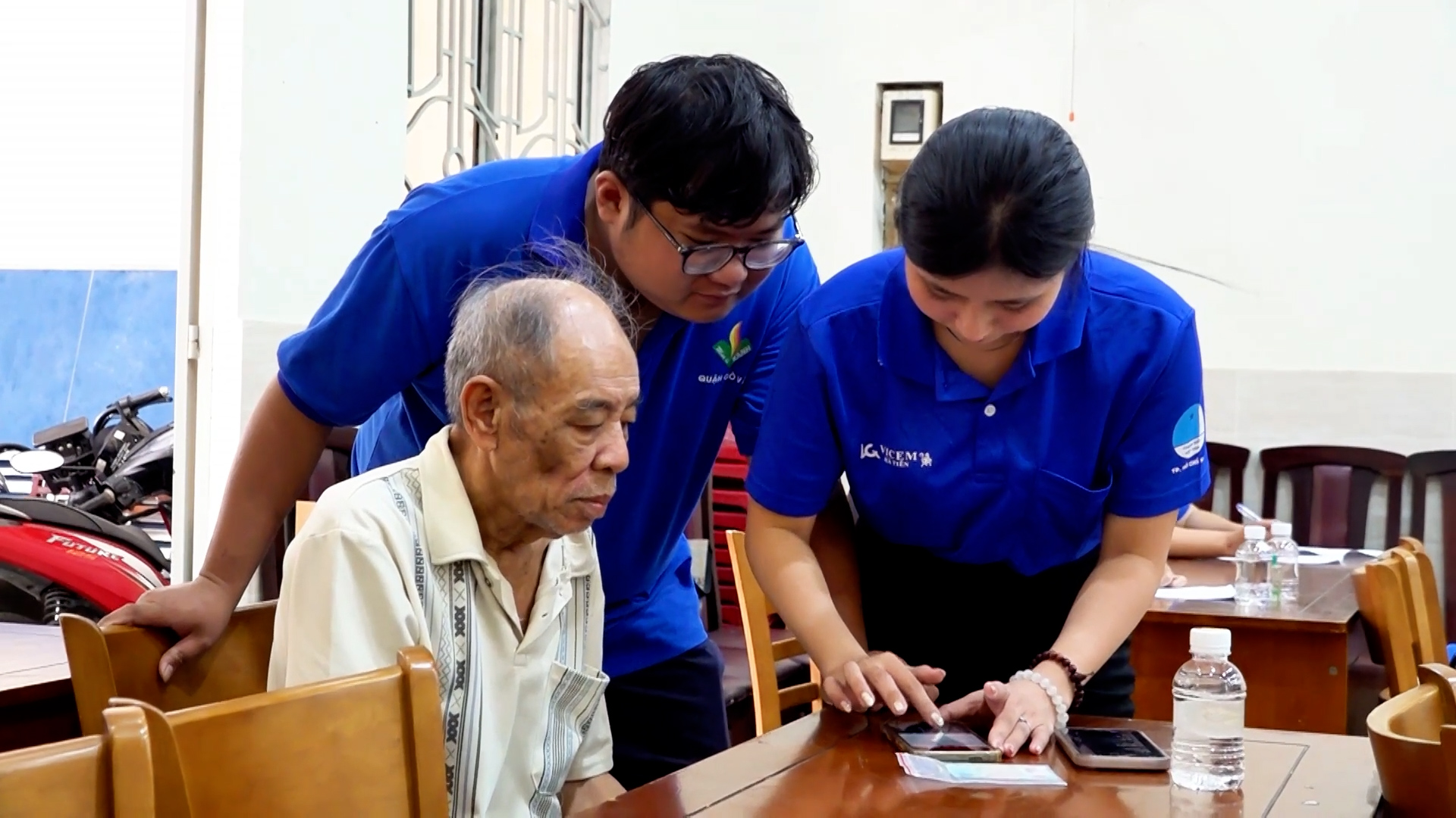 Tuổi trẻ TP.HCM xung k&iacute;ch hỗ trợ ch&iacute;nh quyền 2 cấp &ndash; đưa chuyển đổi số đến gần người d&acirc;n- Ảnh 1.