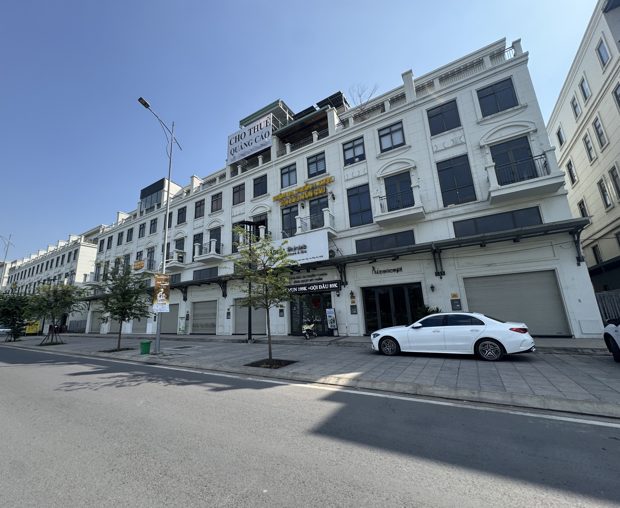 Vì sao 'kinh tế mặt đường' thoái trào? Không hết thời nhưng tư duy kiểu cũ khó sống- Ảnh 1. Vì sao 'kinh tế mặt đường' thoái trào? Không hết thời nhưng tư duy kiểu cũ khó sống- Ảnh 1.