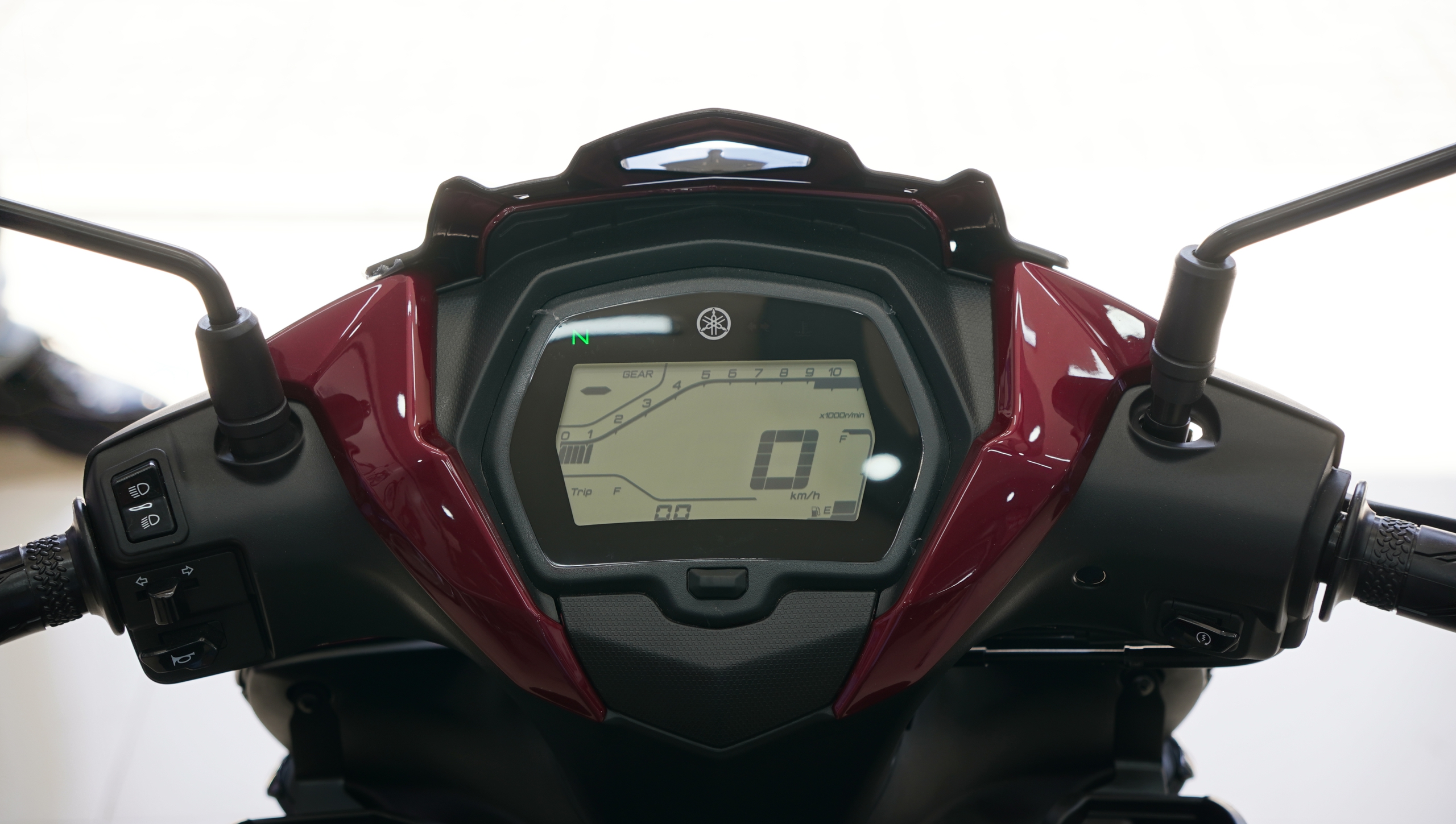 Yamaha 135LC Fi bản đặc biệt đầu tiên về Việt Nam, không dành cho số đông - Ảnh 6.