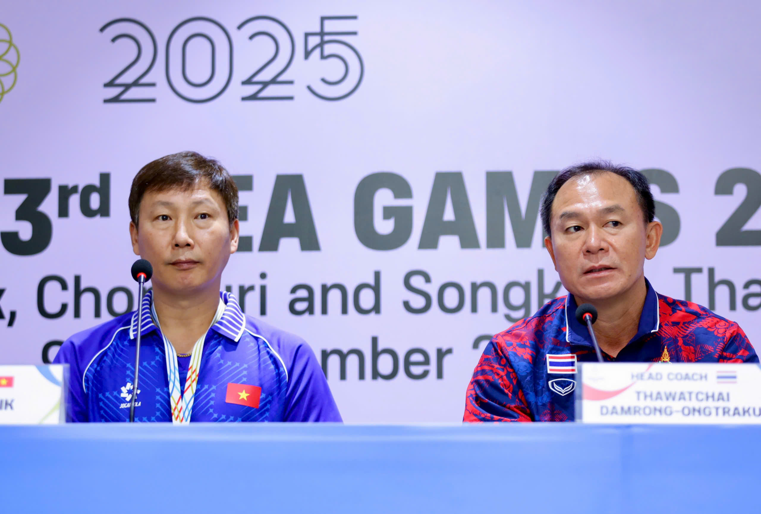 HLV U.23 Thái Lan rất e dè Đình Bắc, không muốn vàng rơi vào tay đội khách Việt Nam - Ảnh 3.