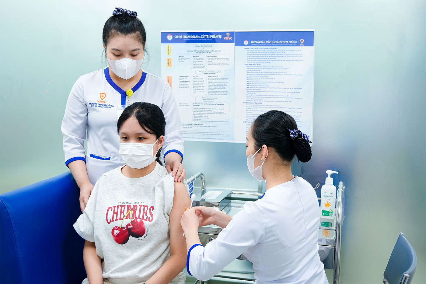 Nỗi đau người mẹ khi con trai cầu thủ cắt bỏ chân vì bệnh não mô cầu - Ảnh 5.