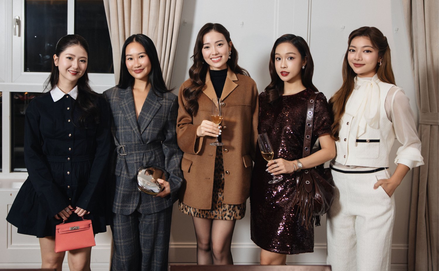 Thảo Nhi Lê đọ sắc cùng 'mẹ bỉm' Tường San - Ảnh 10.