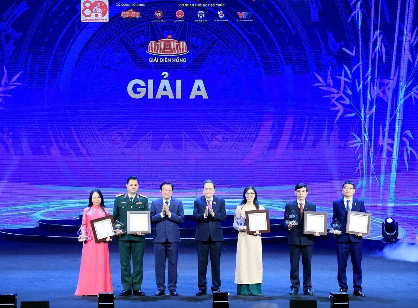 Năm 2025 ghi dấu quyết sách quan trọng tạo bước ngoặt lịch sử Việt Nam - Ảnh 1.