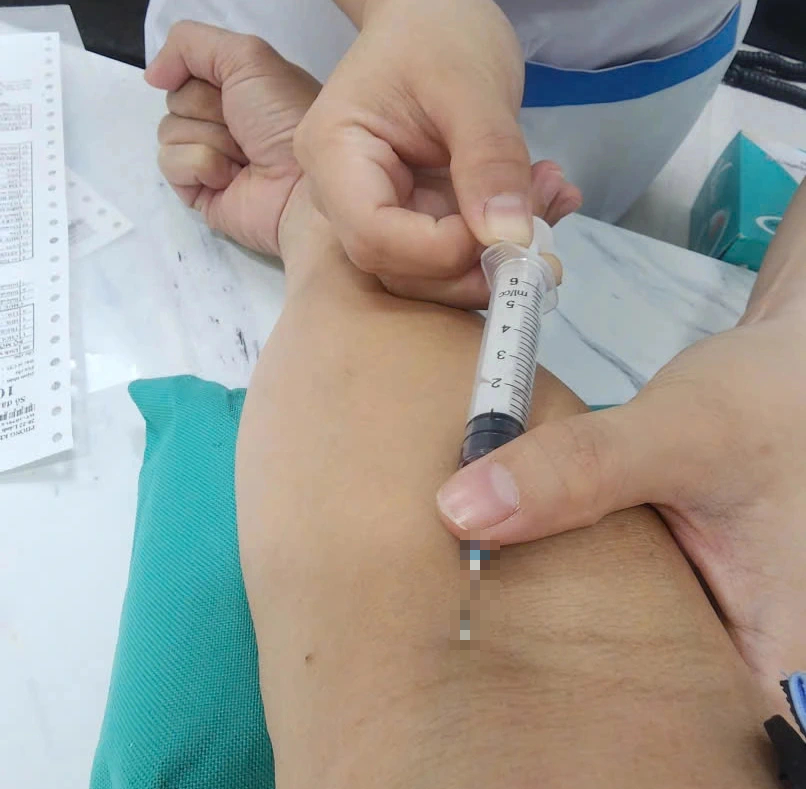 Hơn 63% người cao tuổi ở TP.HCM bị tăng huyết áp: Báo động bệnh mạn tính - Ảnh 2.