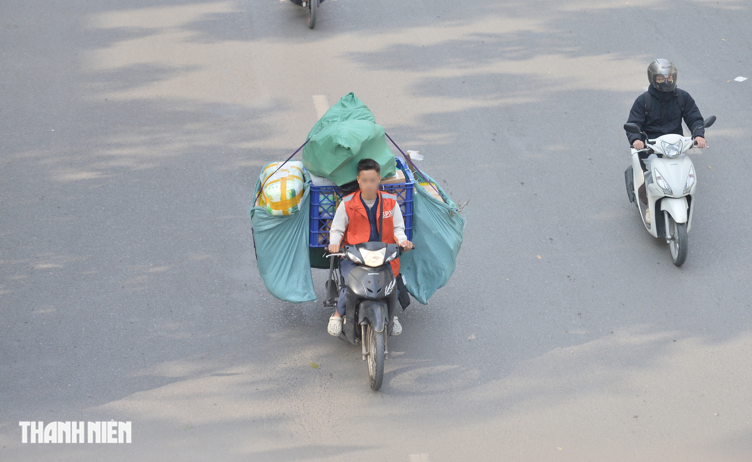 Hơn 1.800 camera AI soi khắp phố, xe máy vẫn nối đuôi nhau trên vỉa hè- Ảnh 15. Hơn 1.800 camera AI soi khắp phố, xe máy vẫn nối đuôi nhau trên vỉa hè- Ảnh 15.