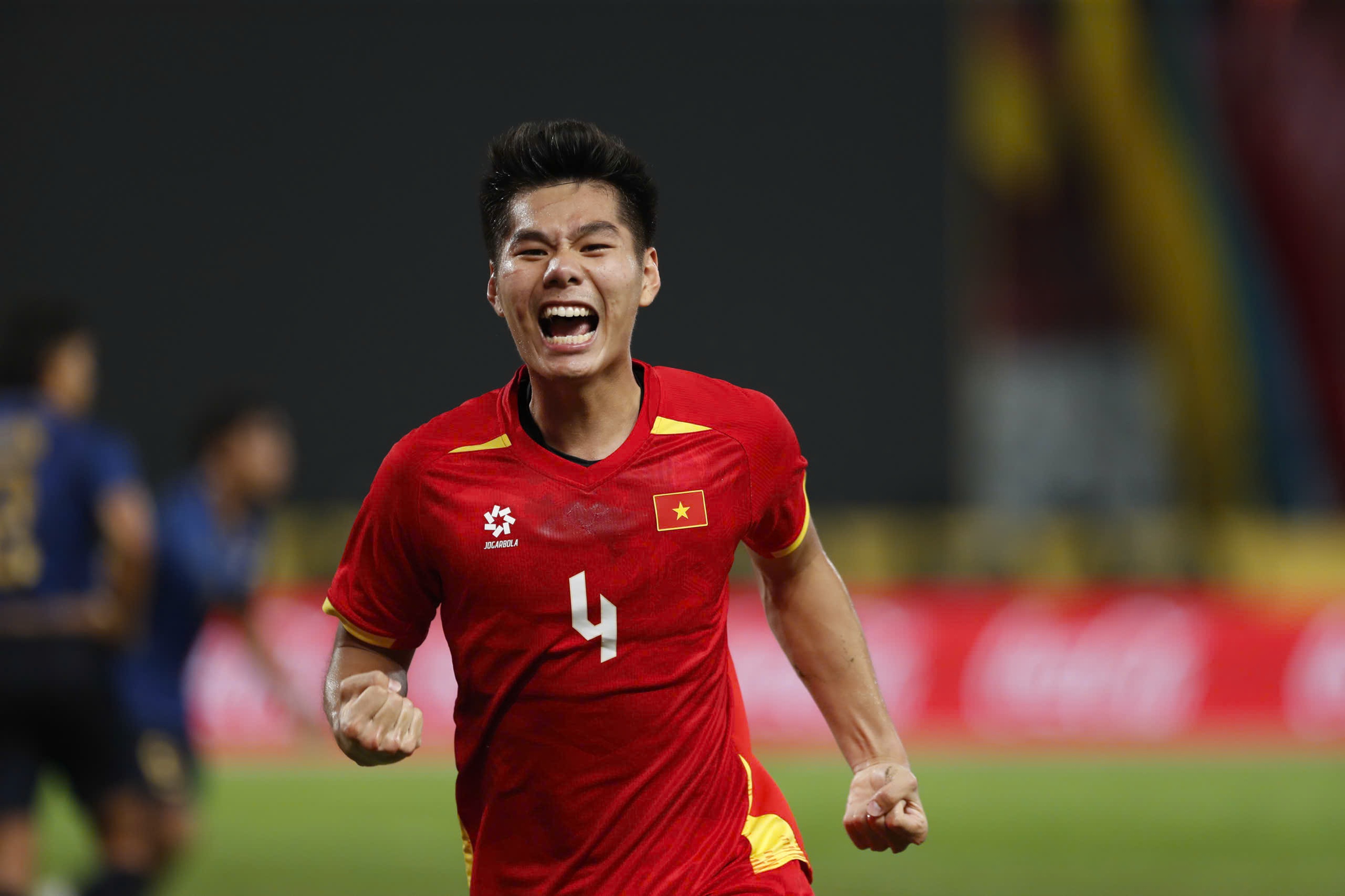 Mới vô địch SEA Games 3 ngày, người hùng U.22 Việt Nam đã xỏ giày đá tiếp- Ảnh 1.