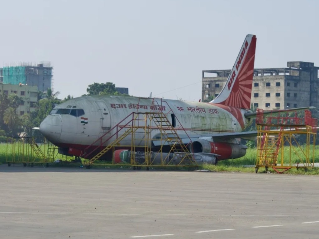 Máy bay Boeing mất tích kỳ lạ được tìm thấy sau 13 năm- Ảnh 1. Máy bay Boeing mất tích kỳ lạ được tìm thấy sau 13 năm- Ảnh 1.