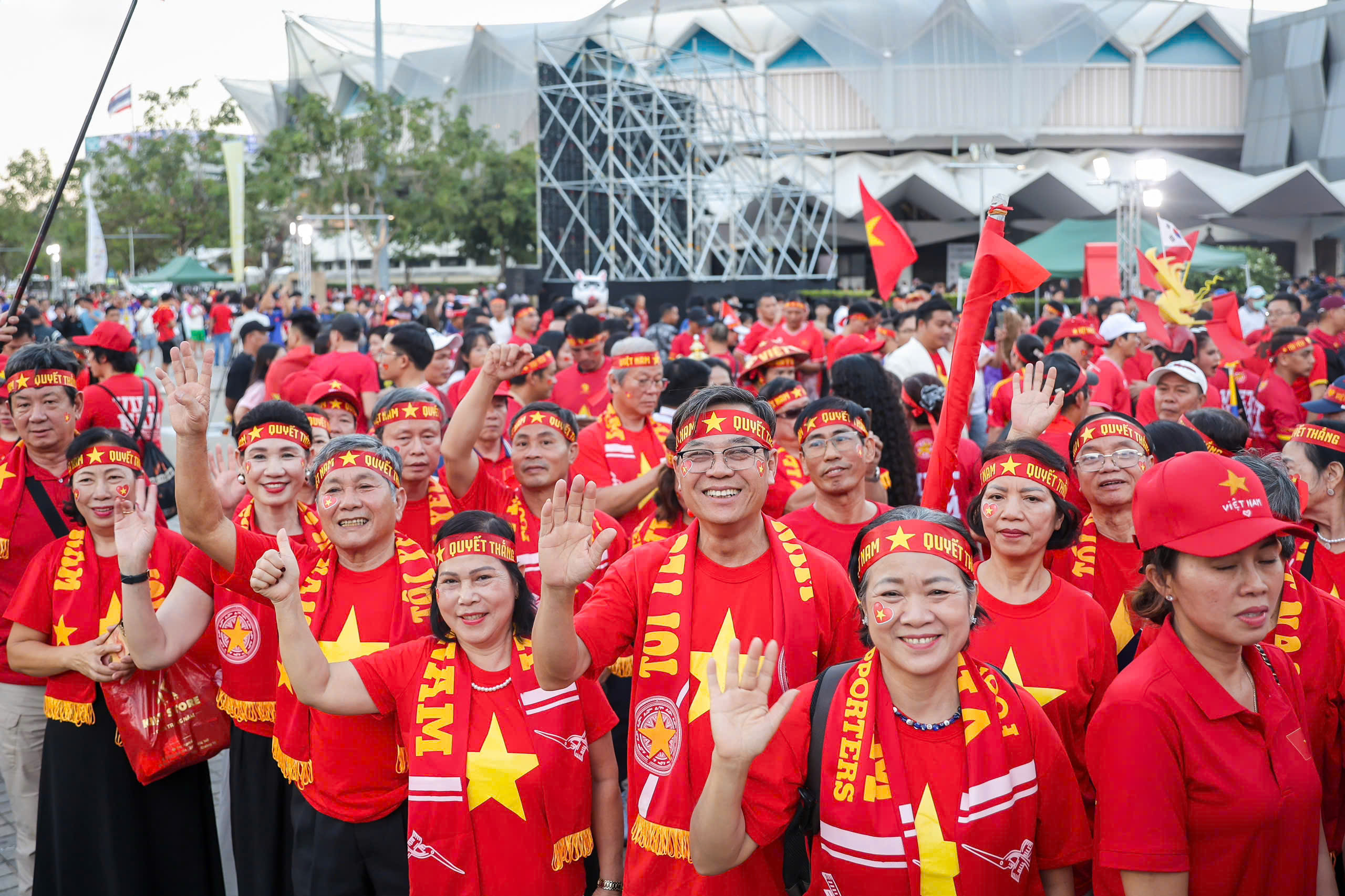 - Ảnh 4. - Ảnh 4.