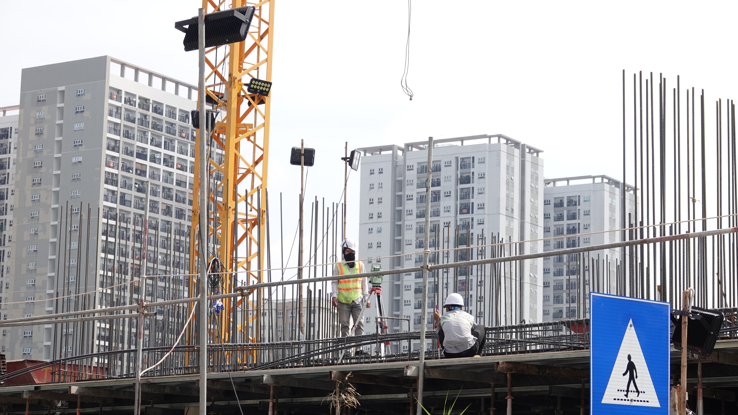 TP.HCM dự kiến chi gần 1.200 tỉ đồng hỗ trợ chủ đầu tư làm nhà ở xã hội- Ảnh 2.