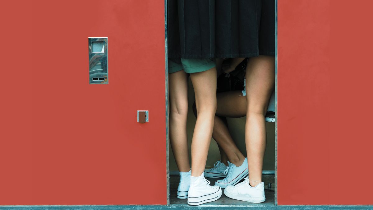 Hàng ngàn ảnh chụp lấy liền bị phơi bày trên mạng do lỗi bảo mật Photo Booth - Ảnh 1. Hàng ngàn ảnh chụp lấy liền bị phơi bày trên mạng do lỗi bảo mật Photo Booth - Ảnh 1.