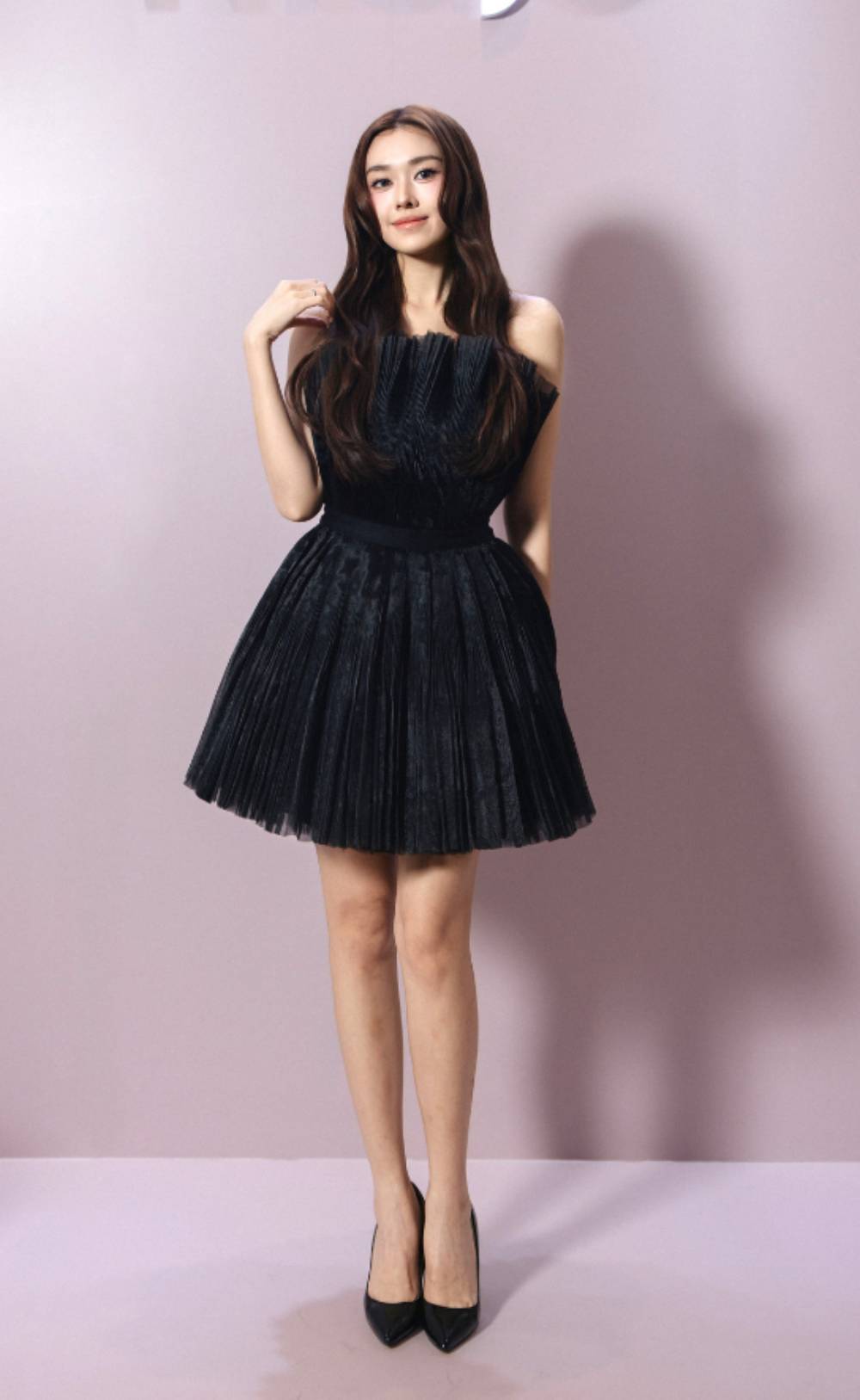 Thảo Nhi Lê đọ sắc cùng 'mẹ bỉm' Tường San - Ảnh 3.