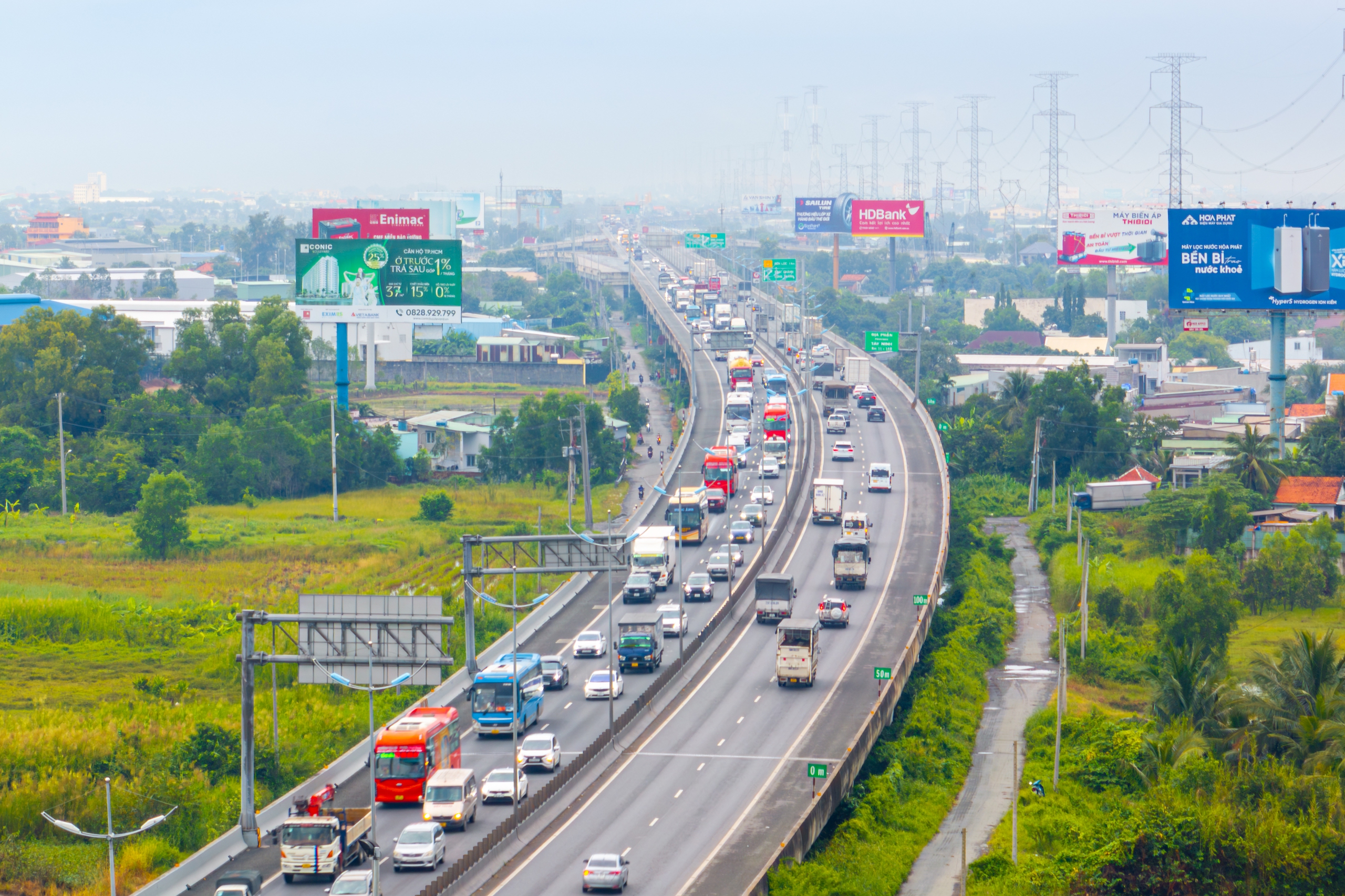 Cao tốc TP.HCM đi miền Tây trước ngày được mở rộng- Ảnh 8. Cao tốc TP.HCM đi miền Tây trước ngày được mở rộng- Ảnh 8.