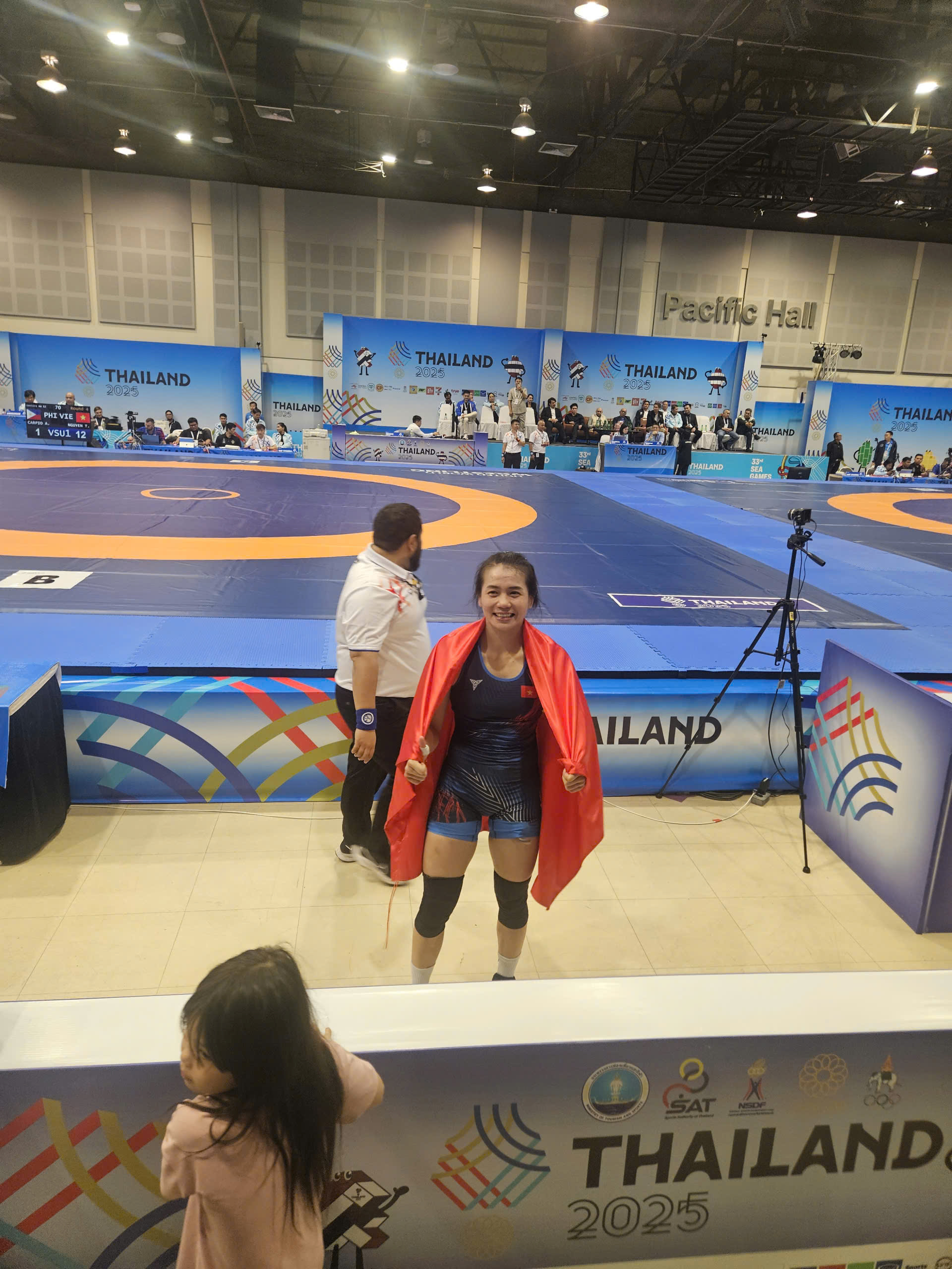 3 chị em ruột 'ẵm' về 3 HCV vật SEA Games cho Việt Nam - Ảnh 3.