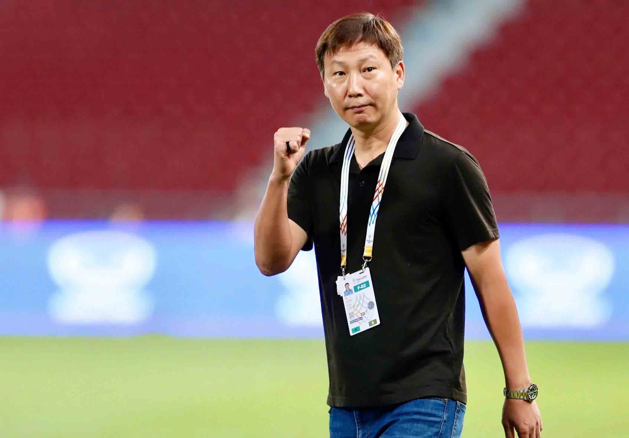 VFF phải giữ HLV Kim Sang-sik bằng hợp đồng ‘khủng’- Ảnh 1.