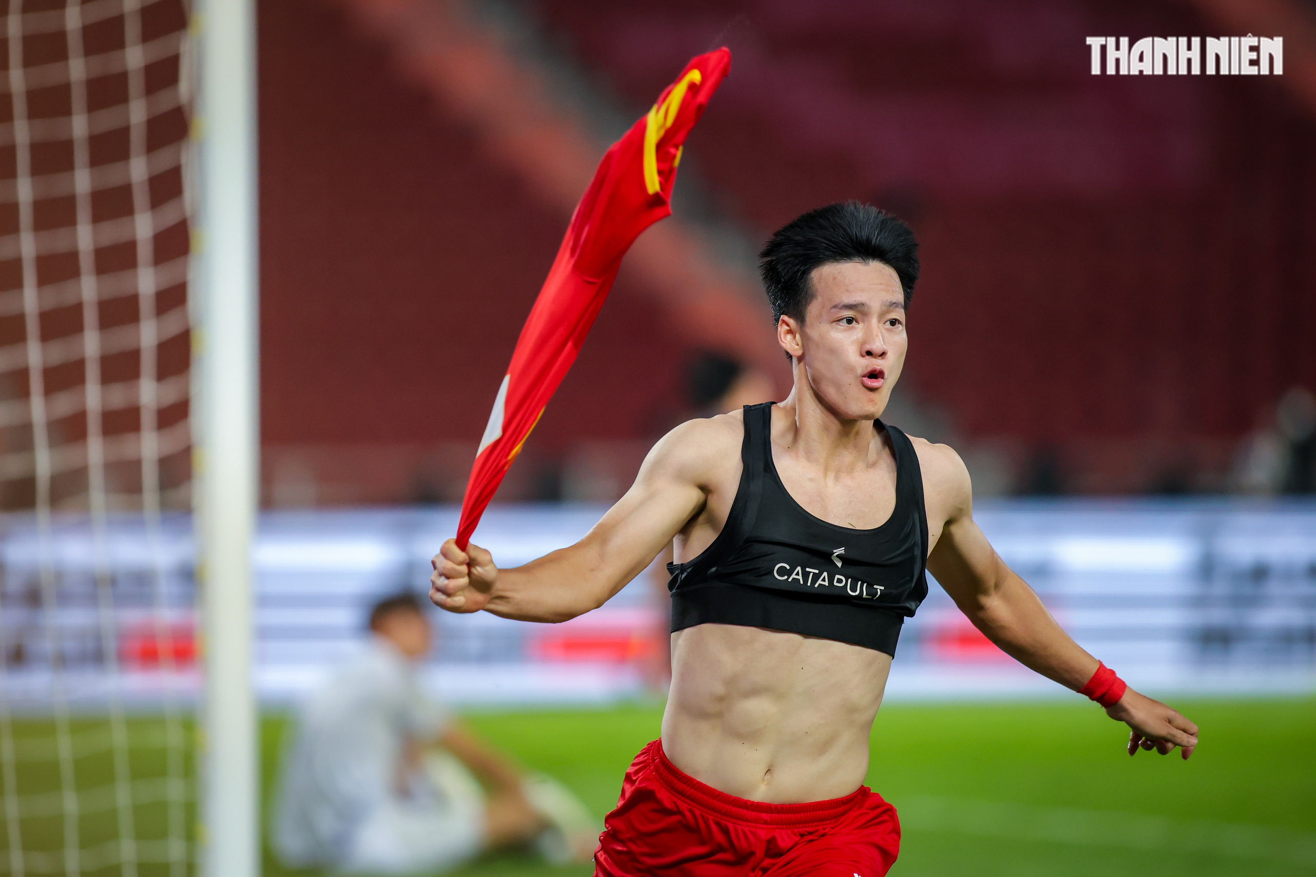 Qu&aacute; đ&atilde; h&igrave;nh ảnh U.22 Việt Nam quật ng&atilde; Th&aacute;i Lan ngay tại Rajamangala, gi&agrave;nh HCV SEA Games 33- Ảnh 11.