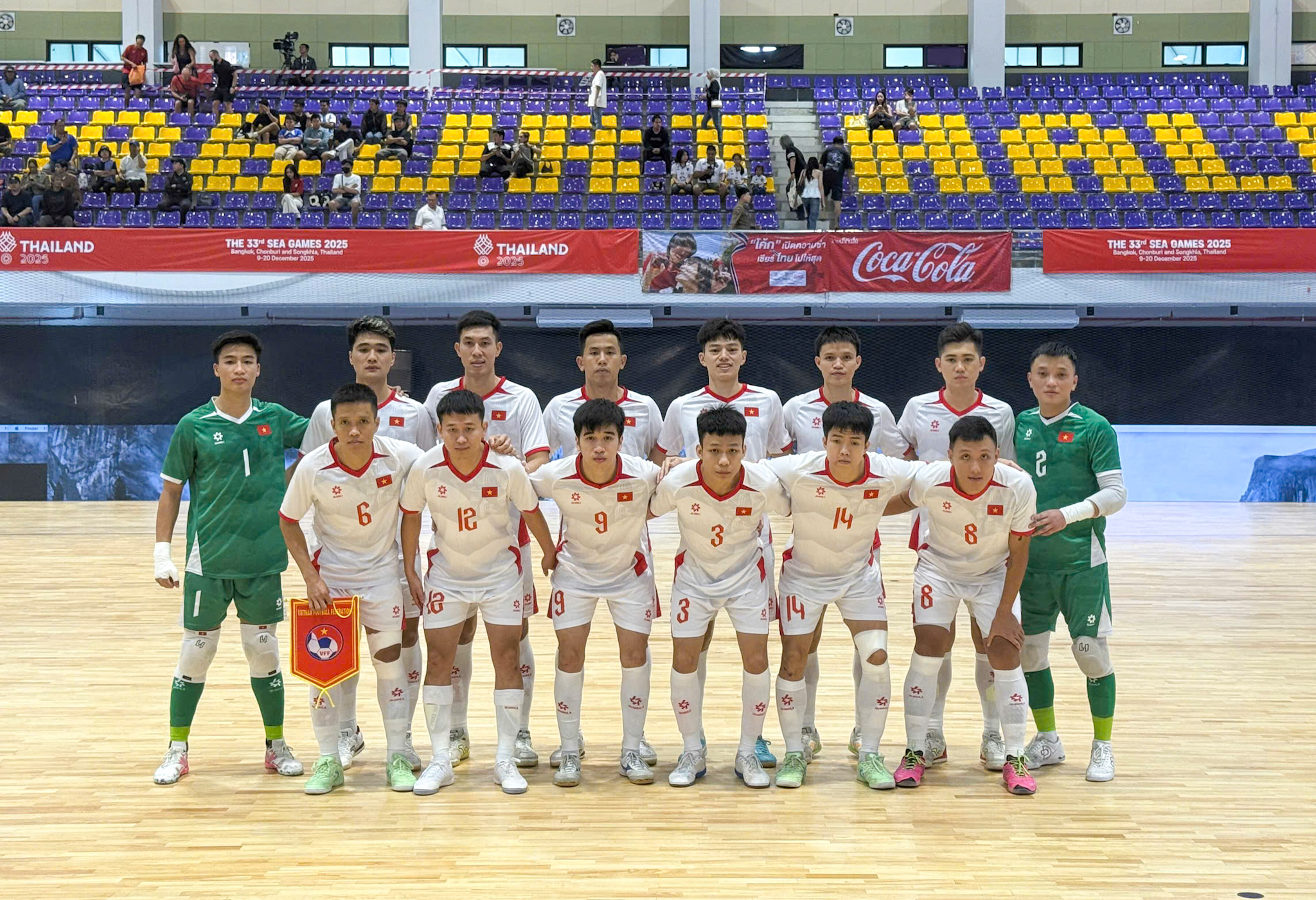 Đội tuyển futsal Việt Nam thắng đẹp Myanmar, khép lại hành trình tại SEA Games 33- Ảnh 1.