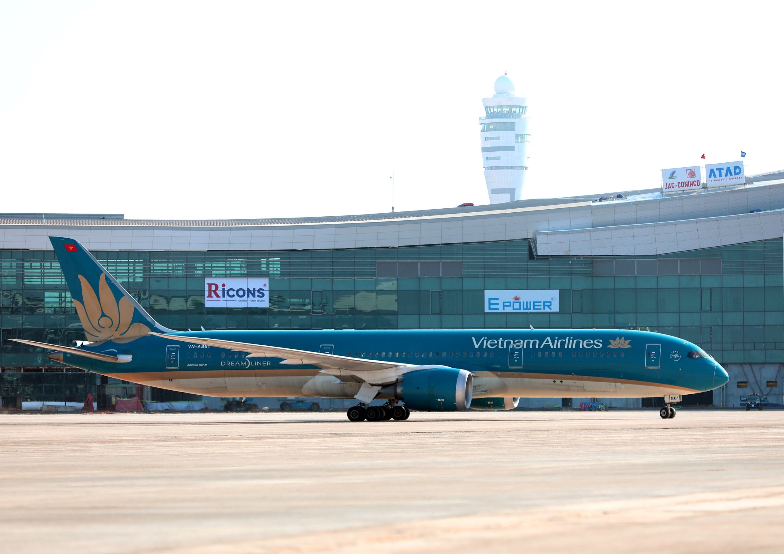 S&acirc;n bay Long Th&agrave;nh đ&oacute;n Boeing 787 Dreamliner trong ng&agrave;y lịch sử 19.12- Ảnh 6.