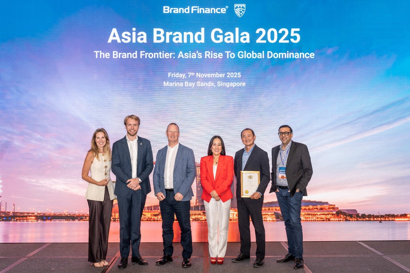 Châu Á trên bản đồ thương hiệu: Techcombank trong xu hướng dịch chuyển quyền lực toàn cầu - Ảnh 2.